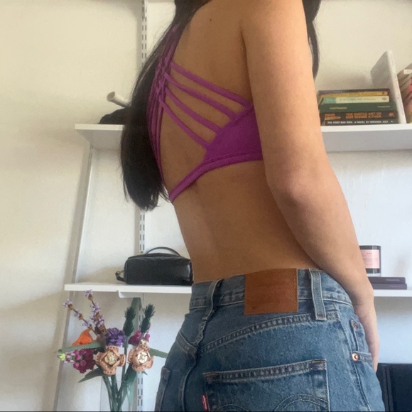 LULULEMON FREE TO BE WILD BRA - Picture 4 of 7